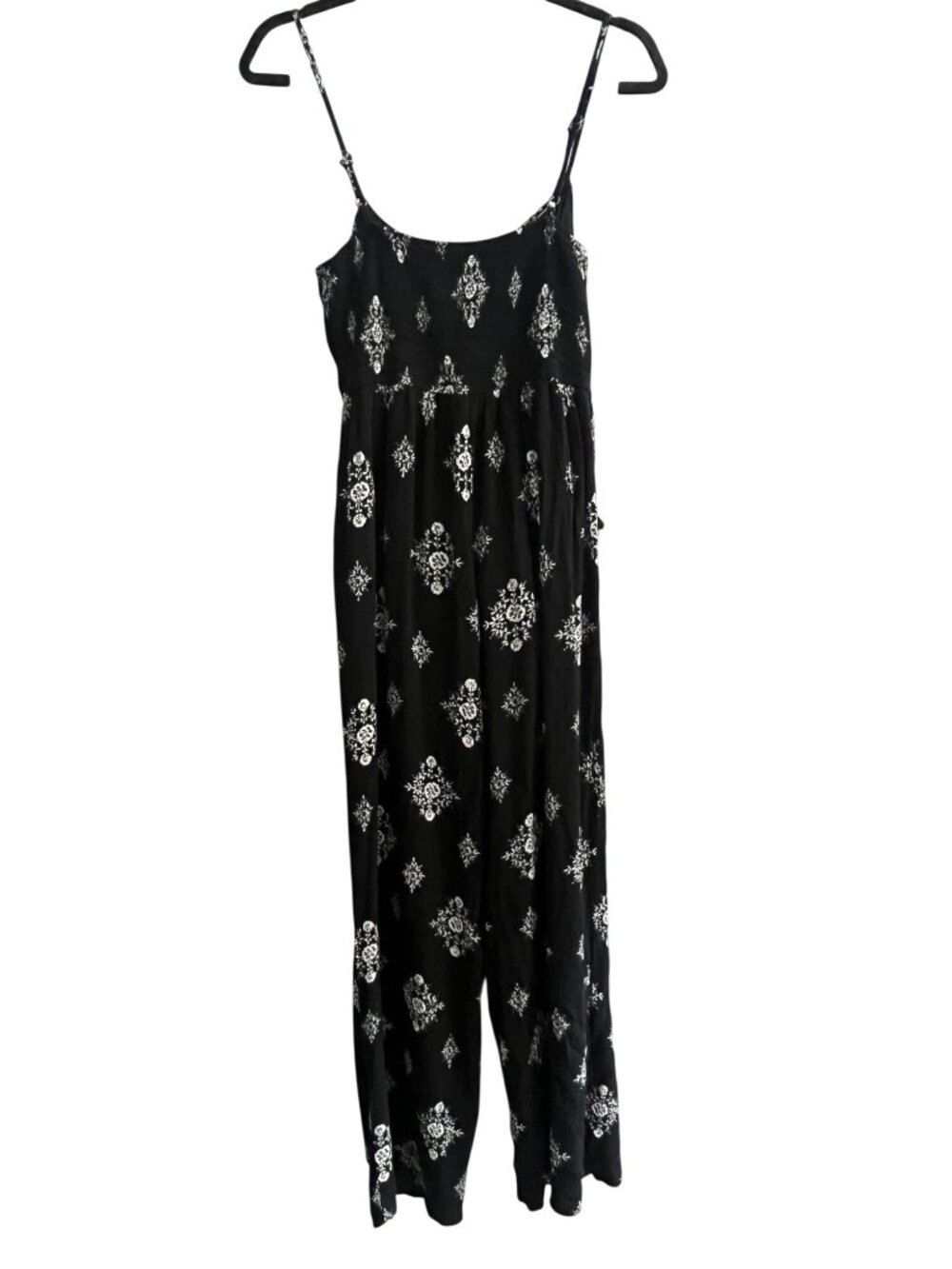 Black & White Floral Sharp & Contemporary Smocked Jumpsuit Womens S Lily Rose
